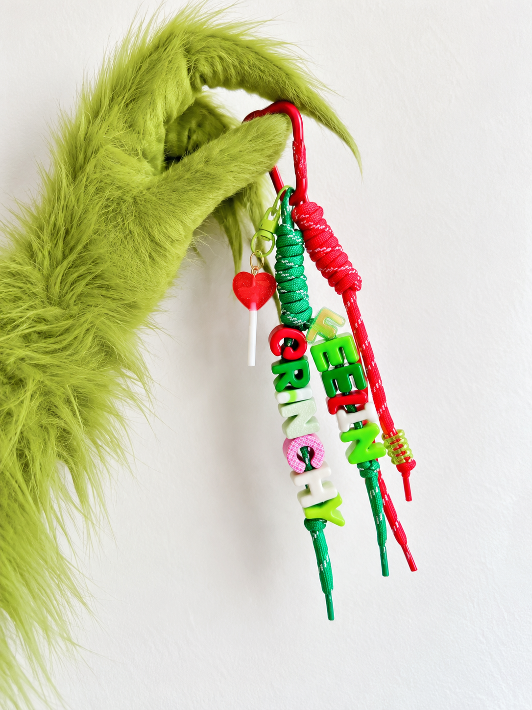 Feelin’ Grinchy Rope Charm